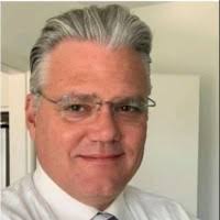 3800+ perfiles de «Brian»