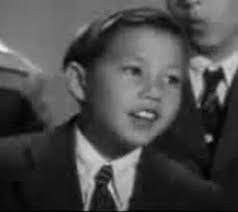 Angie Broom's Instagram, Twitter & Facebook