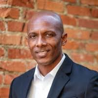 Travis Dent's Instagram, Twitter & Facebook