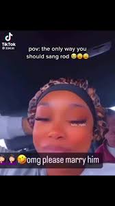 Guy Proposes to Girlfriend and Sings Rod Wave Song