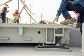 Biasanya jembatan timbang digunakan untuk mengukur kapasitas barang dari sebuah truk / mobil box, bisa juga digunakan untuk menimbang berat bersih dari mobil molen. Mengenal Fungsi Dan Komponen Jembatan Timbang Intitek