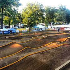 How do you build your own track? Tracks The Dirt Racing