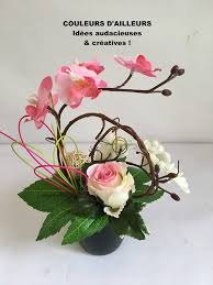 Fleurir Apres Une Cremation Un Columbarium Avec Cette Composition De Fleurs Artificielles Fleurs Artificielles Arrangements Floraux Artificiels Fleurs