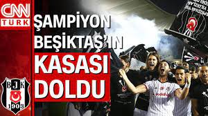 Hızla büyümeye devam eden kartal yuvası 2018 yılı itibari ile toplam 105 fiziki, 2 online alışveriş. Sampiyon Besiktas Oldu Taraftar Kutlama Icin Kartal Yuvasi Nin Onune Akin Etti Youtube