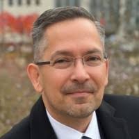 Robert Kuhnle's Instagram, Twitter & Facebook