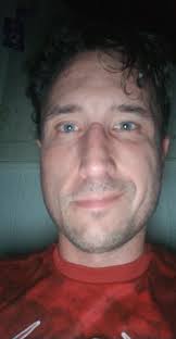 Single, 35, located in the St.Clair area. 24/7 single dad. I've been out of  the dating scene a few years by choice. Getting back in is another thing  though 😂