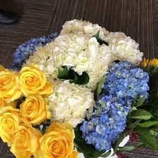 Right now, 18 airlines operate out of northwest arkansas regional airport. Bloom Flowers Gifts Home Facebook