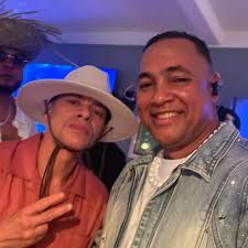 Quieres bailar y recordar pues te esperamos este sábado 9 de abril en el  party Los 80s están de vuelta en JB Bar & Grill Restaurant donde mejor se  pasa en Moca