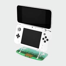 So recently, i bought the new nintendo 2ds xl and found my old copy of animal crossing wild world, and i wanted to play it and see what had happened in the one or two years that i hadn't been. Animal Crossing Landscape Nintendo New 2ds Xl Stand