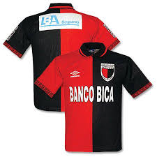 Estanislao the colón de santa fe 2015 umbro away shirt features a white base with black accenting through its sleeve cuffs, collar and branding and sponsor logos. 10 Ideas De Coloncito Colon De Santa Fe Colon Animales Sonrientes
