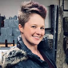 Anne Lukeman's Instagram, Twitter & Facebook