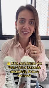 Dica de ouro que eu testei e funcionou! #tiktok #foryou #viral #tiktokviral  #fyp #maternidade #maternidadereal #maede5 #limpezadetenis #tennisbranco  #limpezadecasa #comodeixartenisbrancodenovo