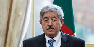 Un Kabyle de service à la rescousse du clan d'Oujda : Ahmed Ouyahia  candidat aux présidentielles