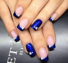 We've just made your life just that much easier by compiling paint the thumb, index and the fingernails in the navy blue nail polish. 40 Blue Nail Art Ideas For Creative Juice