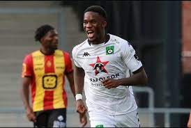 Ike dominique ugbo (born 21 september 1998) is an english professional footballer who plays as a forward for chelsea. New Super Eagles Striker Ike Ugbo Hits Goal Number 10 In Belgium For Cercle Brugge Owngoal Nigeria