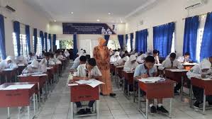 Tes pusat ke yogyakarta, ada tes potensi akademik dan psikologi. Sma Pradita Dirgantara Biaya
