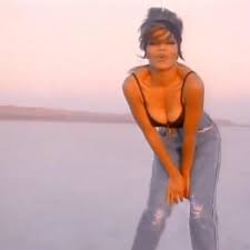 The kitchen is the heart of the home, so decorating it has always been a high priority. The 50 Sexiest Music Videos Of The 90s Spinditty