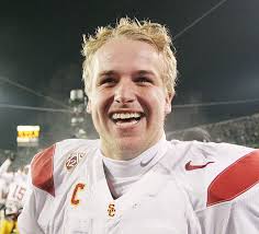 USC stuns Oregon at Autzen Stadium