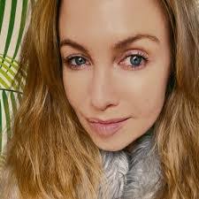 Christine Haire's Instagram, Twitter & Facebook