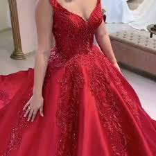 Chloe Couture Designs On Instagram In Any Sizes Usdxxx Follow Us Chloecouturedesigns فساتين فرح ازياء مصم Red Formal Dress Dresses Formal Dresses