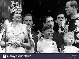 British media have reported she is queen elizabeth is set to resume royal duties not long after her husband's funeral. Queen Elizabeth Und Prinz Philip Duke Of Edinburgh Mit Ihren Kindern Auf Dem Balkon Des Buckingham Palastes Am Kronungstag Juni 1953 Stockfotografie Alamy