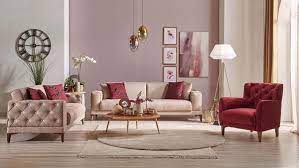 Yukarıdaki koltuk takımında sütlü kahve ile krem renginin uyumunu görüyorsunuz. Soru 143 Sutlu Kahve Bordo Koltuk Takimi Ile Uyumlu Fon Perde Hali Onerileri Dekor Ekrani