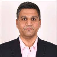 Hugo Rosillo's Instagram, Twitter & Facebook