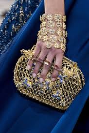 Elie Saab Haute Couture Spring 2017 Modestil Elie Saab Perlen Sticken