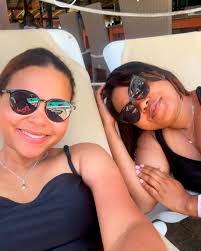 Que lindo se siente estar en tu mundo […]