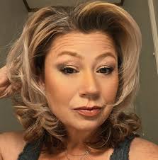 Who can dig and set up a well in Newton Kansas?