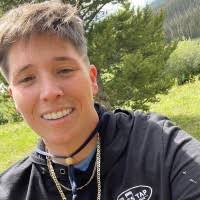 40+ "Victoria Lockhart" profiles