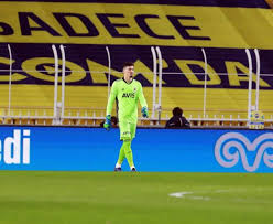 Altay futbol hayatına bursa'nın amatör kulübü olan yolspor'da başlamıştır. Sampiyonluk Yarisinda Payi Buyuk Avrupa Nin Yeni Gozdesi Altay Bayindir Web Aslan Galeri