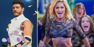 Helene fischer has released six albums, the most recent being farbenspiel (play of colors), which sat for three consecutive years at the peak of the german charts: Helene Fischer Ihr Neuer Spielt Sich Als Bauherr Auf