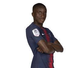 € * 07.07.1999 in paris, frankreich Moussa Diaby Attaquant Psg Paris Saint Germain