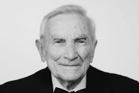 Green Shoe Studio hosting a night with Fred Stobaugh March 15 at ICC's  Performing Arts Center