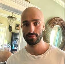 Edward Calvo's Instagram, Twitter & Facebook