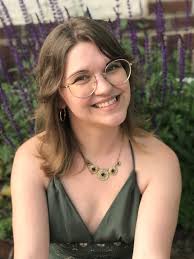 Paige Regan's Instagram, Twitter & Facebook