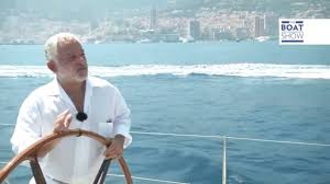 Loris lovingly holds his new flame by the waist, cuddles with her and kisses her: Luca Bassani Vermogen Disappointment Quotes