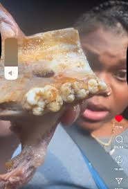 Anybody wanna toke? 😧