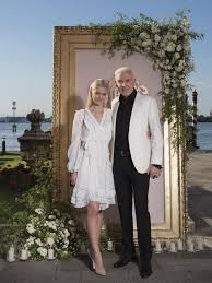 People who liked franziska knuppe's feet, also liked So Luxurios Feierten Barbara Meier Und Klemens Hallmann Hochzeit Kurier At