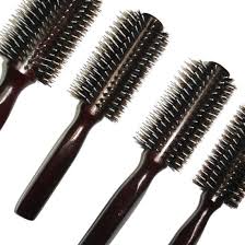 The handle is ergonomic, so you can dry your hair without irritating your wrist. Wooden Round Blow Drying Hair Brushes Professional Anti Static Roller Hair Brush For Styling And Blow Drying Natural Wood Boar Bristle Nylon Rounder Brushes China Hair Brush And Hairbrush Price Made In China Com