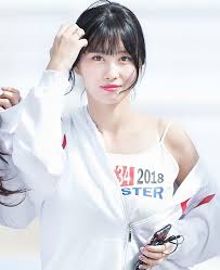 momo and twice モデル 写真 twiceもも 平井もも