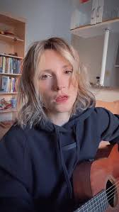 Stranger Things Vibes 🤏🏻 Running Up That Hill