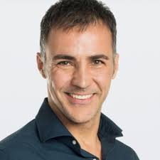 Taryn Parsons (@completelyart)