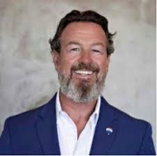 John Askin's Instagram, Twitter & Facebook