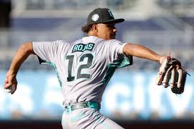 Rangers take prep pitcher Gio Rojas in first round