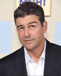 Kyle interpreta al Agente Patrick Denham en "The Wolf of Wall Street"✌️