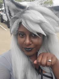 Finished my Loona cosplay. This is my 2nd time styling a wig