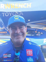 Ron Capps Checks in with Fans Before NHRA Season
