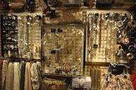 Thiết kế cửa hàng, shop đồ lưu niệm
